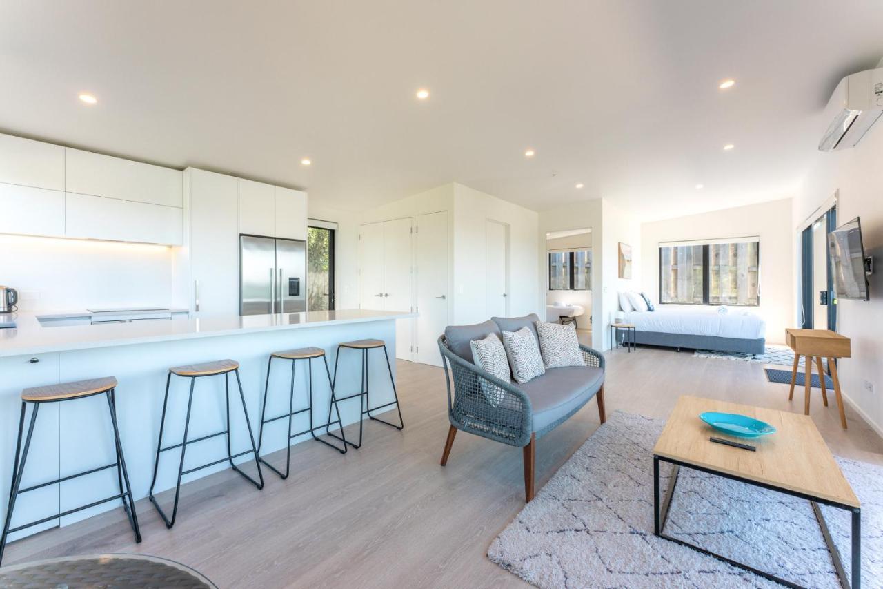 Luna Cottage. Stunning Ocean Views On Waiheke Oneroa Kültér fotó